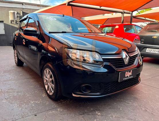 RENAULT SANDERO 1.6 EXPRESSION 8V FLEX 4P MANUAL RENAULT SANDERO 1.6 EXPRESSION 8V FLEX 4P MANUAL
